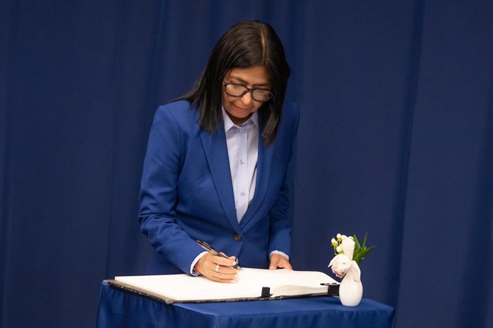 September 21, 2026, Bronx, New York, USA: Delcy Rodriguez Gomez, Acting President, Bolivarian Republic of Venezuela signs guest book as she meets UN Secretary-General Antonio Guterres at UN Headquarters in New York, NY on September 21, 2026.,Image: 113715