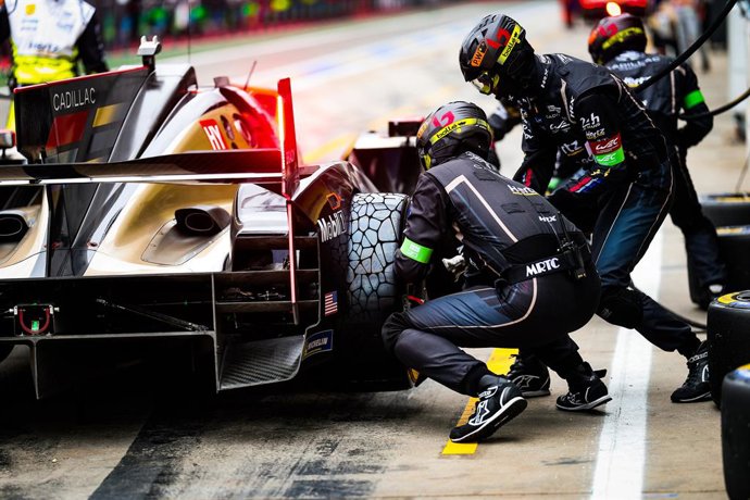 Archivo - Hypercar, action pitstop Michelin tyre during the Prologue of the 2026 FIA World Endurance Championship, from April 13 to 14, 2026 on the Autodromo Enzo e Dino Ferrari in Imola, Italy - Photo Florent Gooden / DPPI