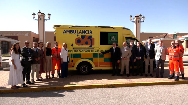 Andalucía estrena su primera ambulancia ECMO para trasladar a pacientes críticos