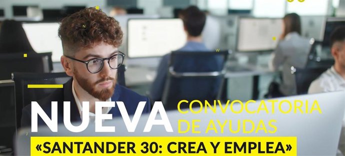 Archivo - Cartel 'Ayudas Santander Crea y Emplea'.