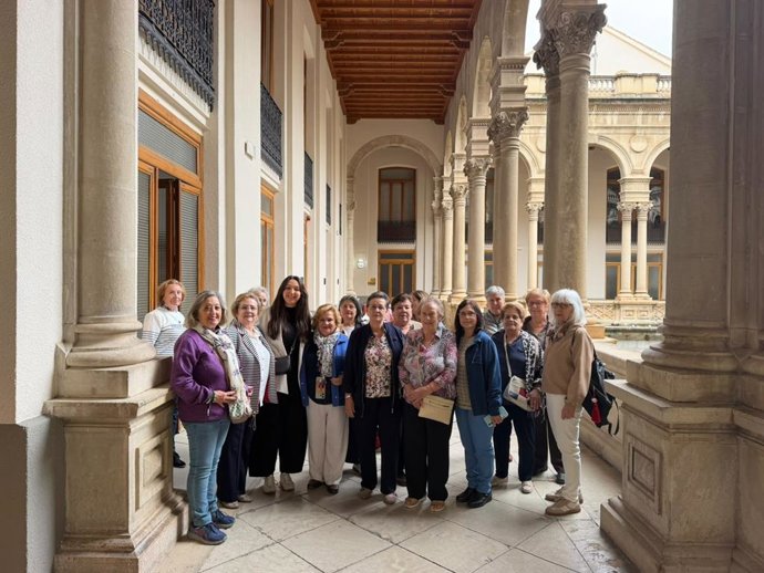 Encuentro Nacional de Encajes de Bolillos en Jaén.