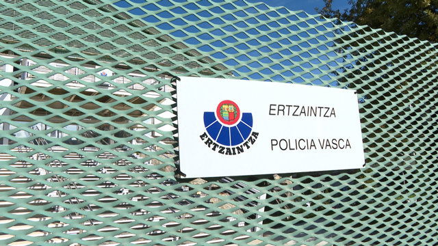 Los dos detenidos en Irun acusados de terrorismo a la espera de su traslado a la