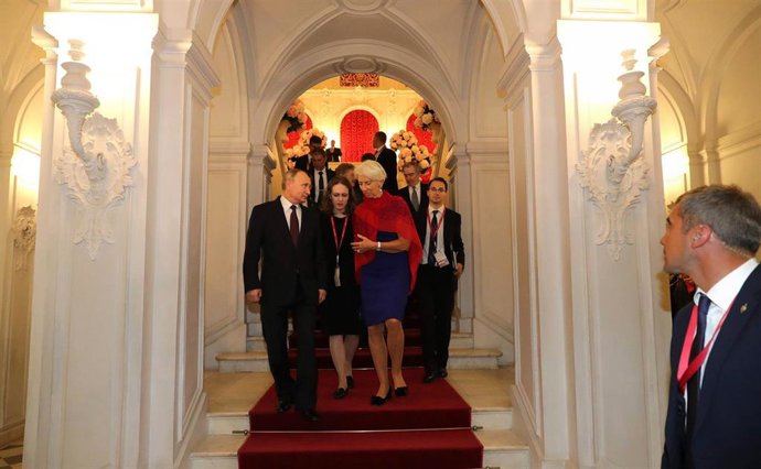Archivo - El presidente ruso, Vladimir Putin, y la presidenta del Banco Central Europeo (BCE), Christine Lagarde, en una imagen de archivo