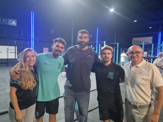 El concejal de Deportes del Ayuntamiento de El Puerto de Santa María (Cádiz), Alejandro Galán, y el edil de Juventud, José Ignacio González Nieto.