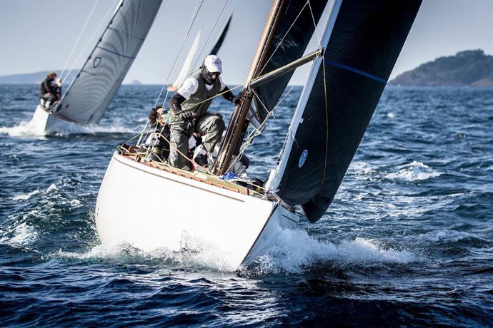 'Bribon' y 'One' conquistan el Trofeo Xacobeo en Sanxenxo