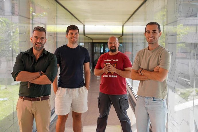 Científicos del ICMol desarrollan una nueva estrategia para controlar el altermagnetismo