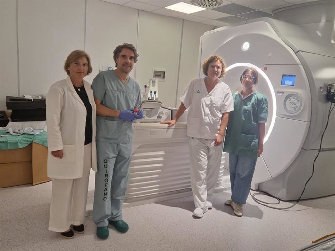 El Hospital Costa del Sol incorpora la biopsia de mama por resonancia