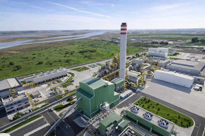 Complejo energético de Magnon en Huelva.