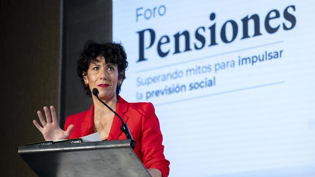 La ministra de Inclusión, Seguridad Social y Migraciones y portavoz del Gobierno, Elma Saiz