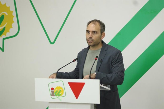El coordinador general de Izquierda Unida Andalucía y candidato de IU en el Frente Amplio, Toni Valero, este lunes