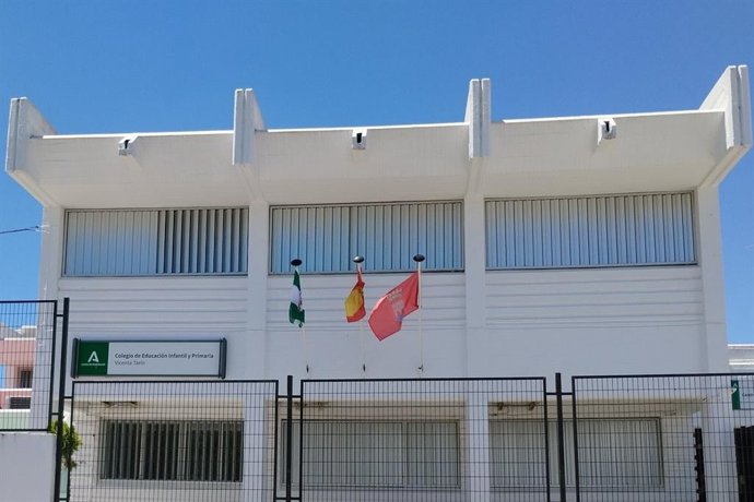 Exterior del Centro de Educación Infantil y Primaria (CEIP) Vicenta Tarín de Arcos de la Frontera (Cádiz)