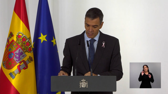 Sánchez anuncia 45 millones para impulsar 7 residencias universitarias