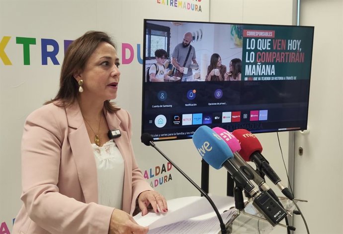 La secretaria general de Igualdad y Conciliación, Ara Sánchez Vera, en la presentación de la campaña del Plan Corresponsables de Extremadura.