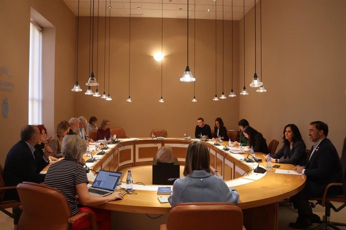 Reunión de la Xunta de Portavoces del Parlamento de Galicia para fijar el calendario de tramitación de los Presupuestos de la Xunta para 2027