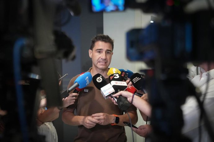 Archivo - El jefe del Área de Predicción del Servei Meteorològic de Catalunya, Santi Segalà, en una imagen de archivo