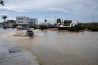 Las imágenes que dejan las lluvias y tormentas en Eivissa y Mallorca