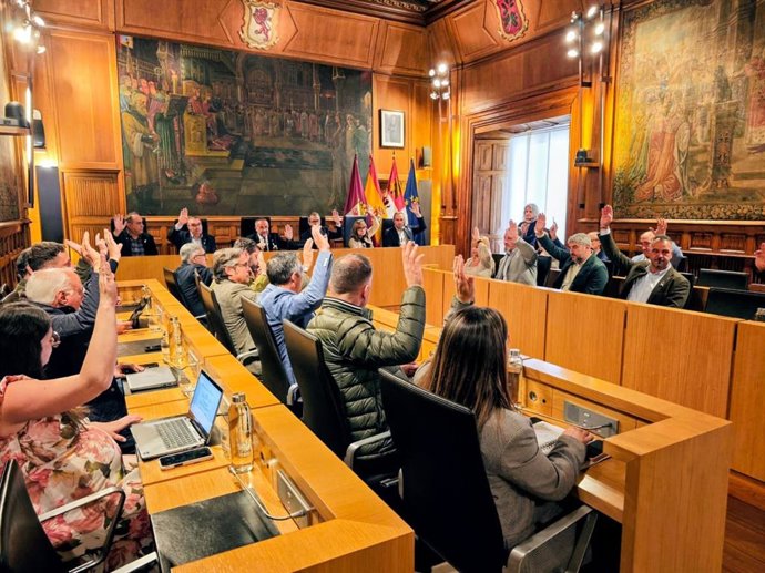 El Pleno de la Diputación de León ha aprobado por unanimidad la ampliación de plazos del Plan Provincial de Cooperación Municipal 2024-2025.