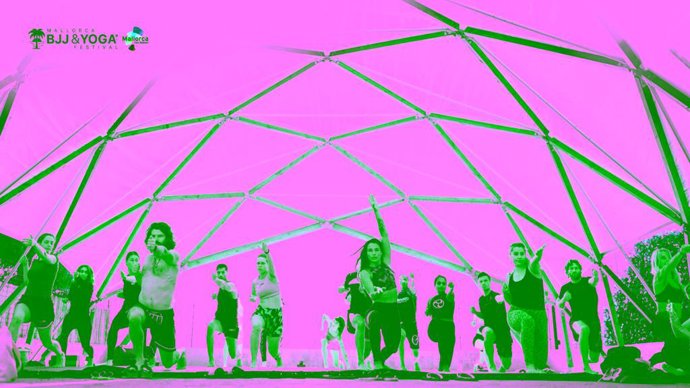 Sesión de Yoga en el Festival de Otoño de 2026