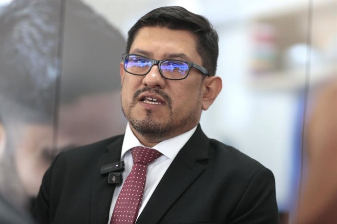 Perú.- MTC presenta 178 equipos de telecomunicaciones incautados en penales