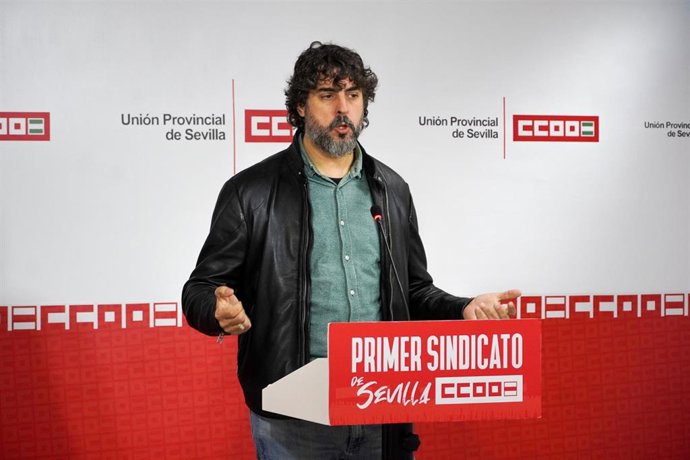 Archivo - El secretario provincial de CCOO, Carlos Aristu.