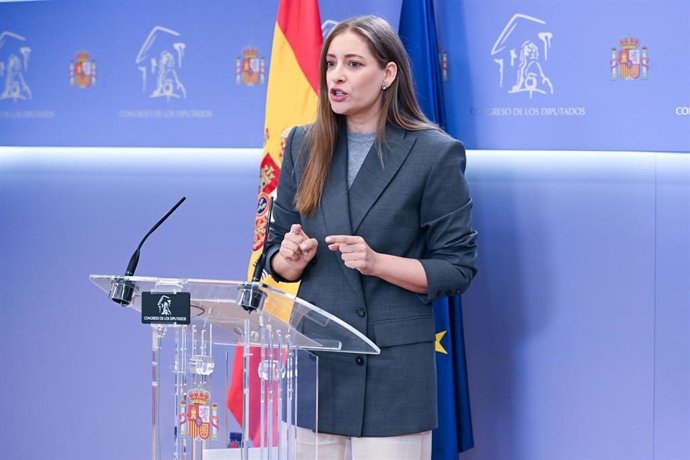 La portavoz del PP en el Congreso y cabeza de lista a la Cámara Baja por León, Ester Muñoz, en una imagen reciente durante una rueda de prensa.