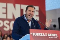 Puente aprovecha la visita de Milei a España para hacer pedagogía y advierte: "La motosierra solo siega"
