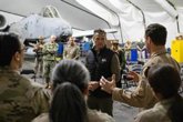 Foto: O.Próx.-Hegseth visita a las tropas de EEUU en Oriente Próximo tras informaciones de una reunión con Netanyahu en Israel