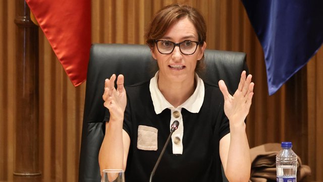La ministra de Sanidad, Mónica García, participa en la conmemoración del Día Nacional del Daño Cerebral Adquirido, en el Congreso de los Diputados, a 16 de octubre de 2026, en Madrid (España). El acto ha sido organizado por la Federación Española de Daño