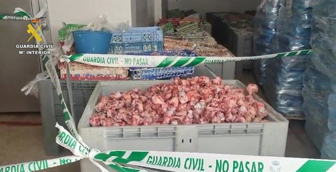 Operación 'Redox' de la Guardia Civil en la que hay dos investigados en Benaoján por adulterar productos cárnicos con agua oxigenada industrial