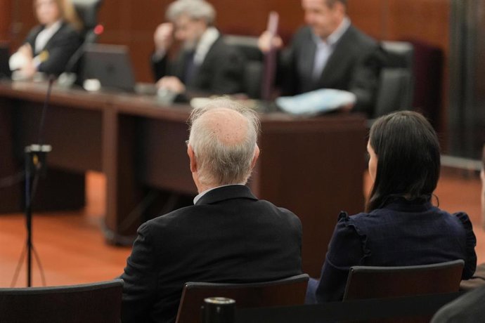 Inicio del juicio por las presuntas filtraciones en la OPE de Osakidetza