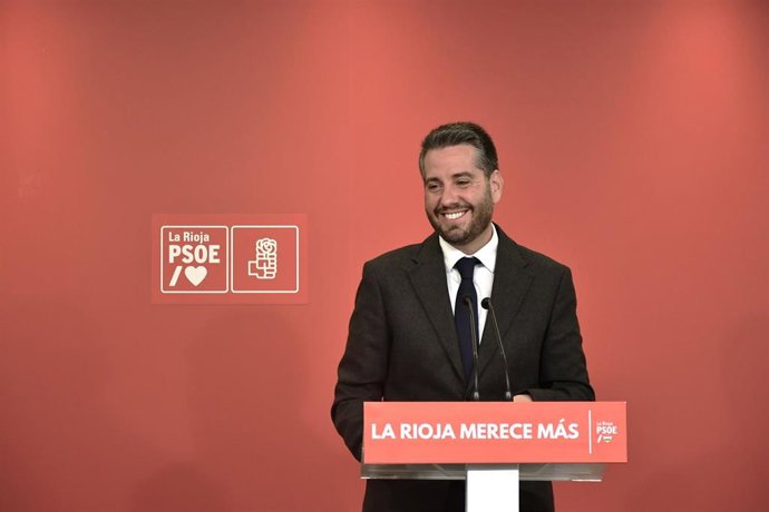El secretario general del PSOE, Javier García