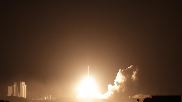 Lanzamiento de la nave espacial Martian Moons eXploration (MMX) a bordo del vehículo de lanzamiento H3, vuelo n.° 10, a las 04:41:03 JST del 20 de octubre de 2026 desde el Centro Espacial Tanegashima.