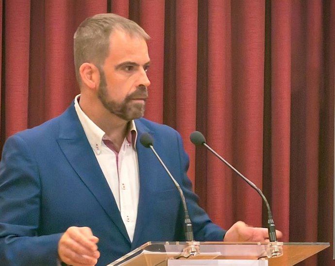 El portavoz del Grupo Municipal del PSOE en el Ayuntamiento de Logroño, Iván Reinares