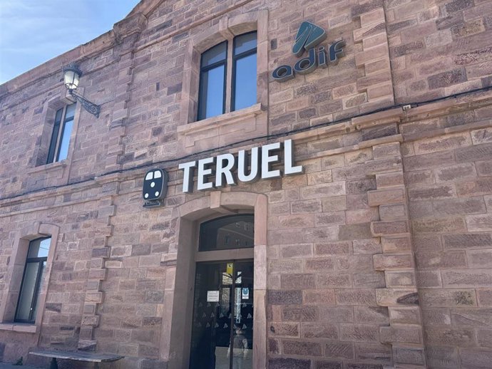 Archivo - Estación de tren de Teruel.