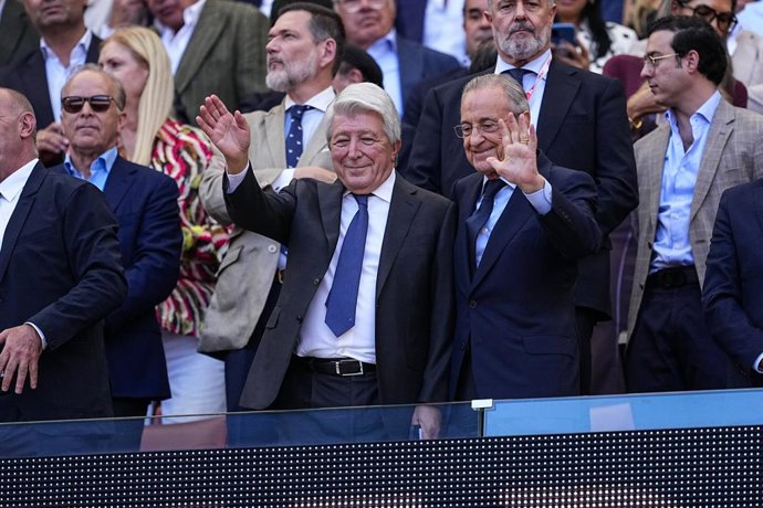 Florentino Perez, President of Real Madrid, and Enrique Cerezo, President of Atletico de Madrid, during the Spanish League, LaLiga EA Sports, football match played between Atletico de Madrid and Real Madrid CF at Riyadh Air Metropolitano stadium on Septem