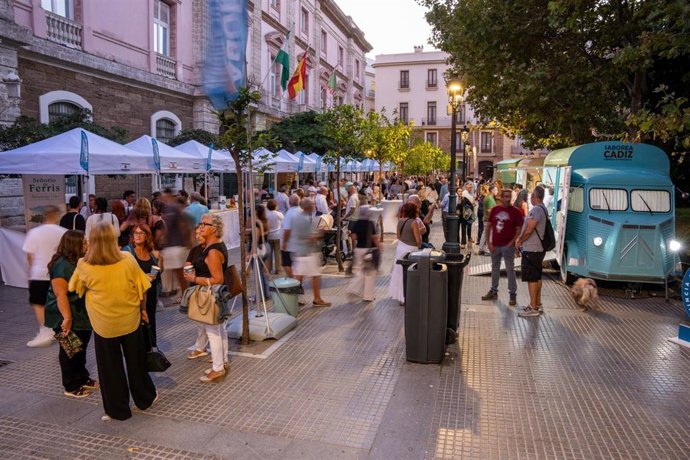 Archivo - 'Saborea Tu Provincia' En La Plaza España De Cádiz.