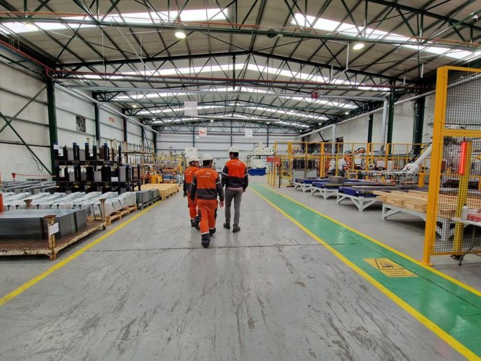 Las exportaciones aragonesas crecen un 3,9% hasta agosto, siete décimas por encima de la media de toda España.