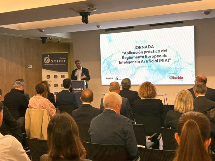El director de la AESIA, Alberto Gago, durante su intervención en un acto organizado por Nordés Club Empresarial.