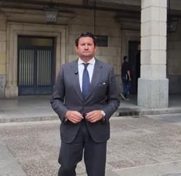 El portavoz adjunto de Vox, Fernando Rodríguez Galisteo, a las puertas de la Audiencia