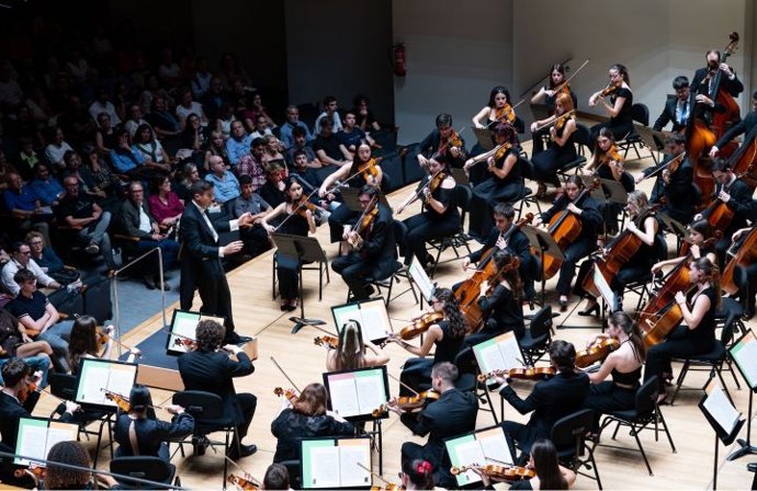 La Universitat de València inaugura el curso académico 2026- 2027 con dos conciertos en Gandia y València de la OFUV