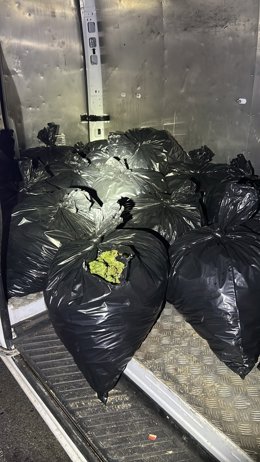 Sacs de marihuana confiscats pels Mossos d'Esquadra a Lloret de Mar (Girona)
