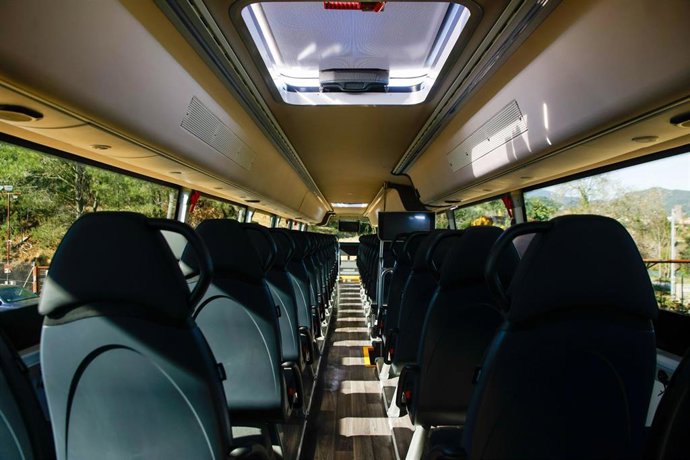 Archivo - Detalle de un autobús durante una visita al taller de Ayats, a 24 de febrero de 2026, en Arbúcies, Cataluña (España). Carrocerías Ayats es una empresa del sector de la fabricación de autobuses y autocares en Europa.