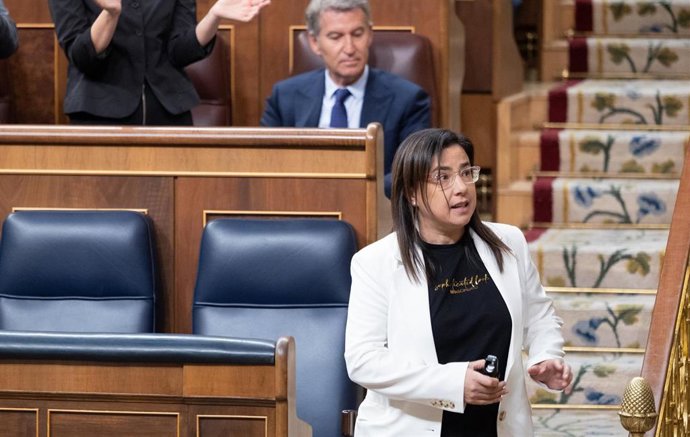 La diputada del PP, Ana Vázquez, tras ser expulsada por llevar un bote de gas pimienta durante una sesión de control al Gobierno, en el Congreso de los Diputados, a 23 de septiembre de 2026, en Madrid (España). 