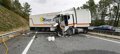 Reabre al tráfico el tramo de la AP-9 cerrado en Caldas por el accidente de un camión y una furgoneta
