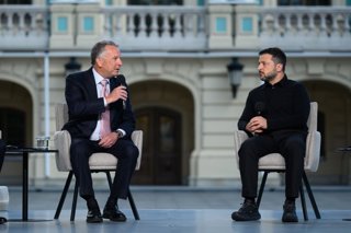 Archivo - September 6, 2026, Ukraine, Ukraine, Ukraine: Ukrainian President Volodymyr Zelensky meets U.S. envoys Steve Witkoff and Jared Kushner in Kyiv, Ukraine, on September 6, 2026. The meeting came as part of efforts by U.S. President Donald Trump's a