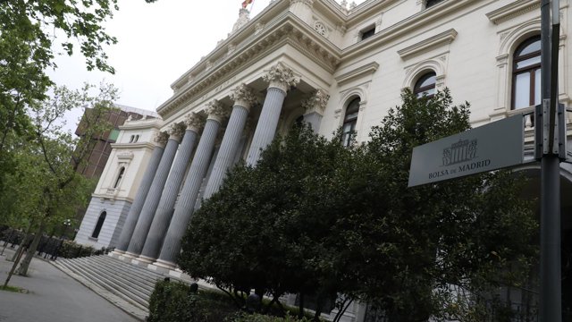 Archivo - Edificio de la Bolsa de Madrid