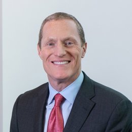 El consejero delegado y director general de Generali Investments, Woody Bradford.