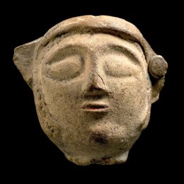 Cabeza de terracota del Museo de Huelva.