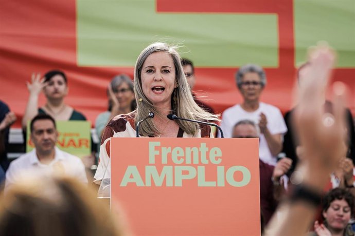 La portavoz de Sumar en el Congreso, Verónica Martínez Barbero, durante el acto de presentación de su candidatura a las elecciones generales del 29N, en el Auditorio del Parque Lineal del Manzanares, a 17 de octubre de 2026, en Madrid (España). 