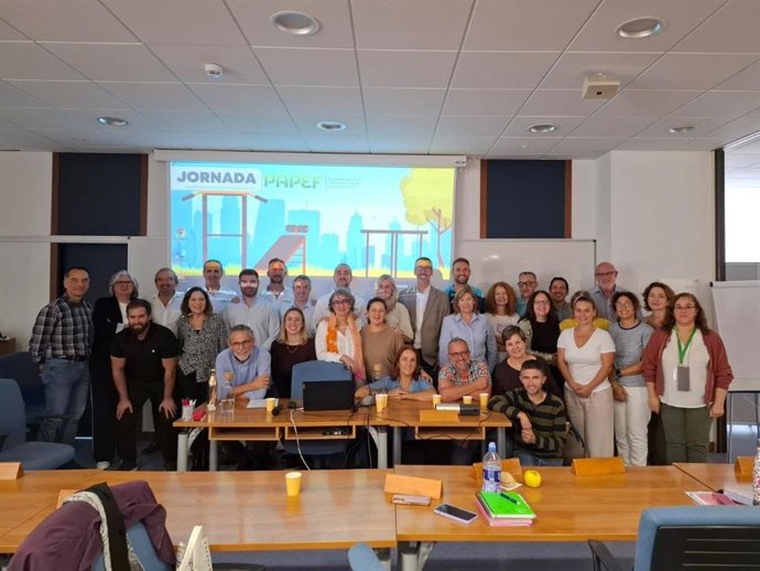 Granada y Sevilla acogen los encuentros de trabajo con los equipos de las Unidades Activas de Ejercicio Físico (UAEF), que reúnen a profesionales de los ámbitos de salud y deportivos.